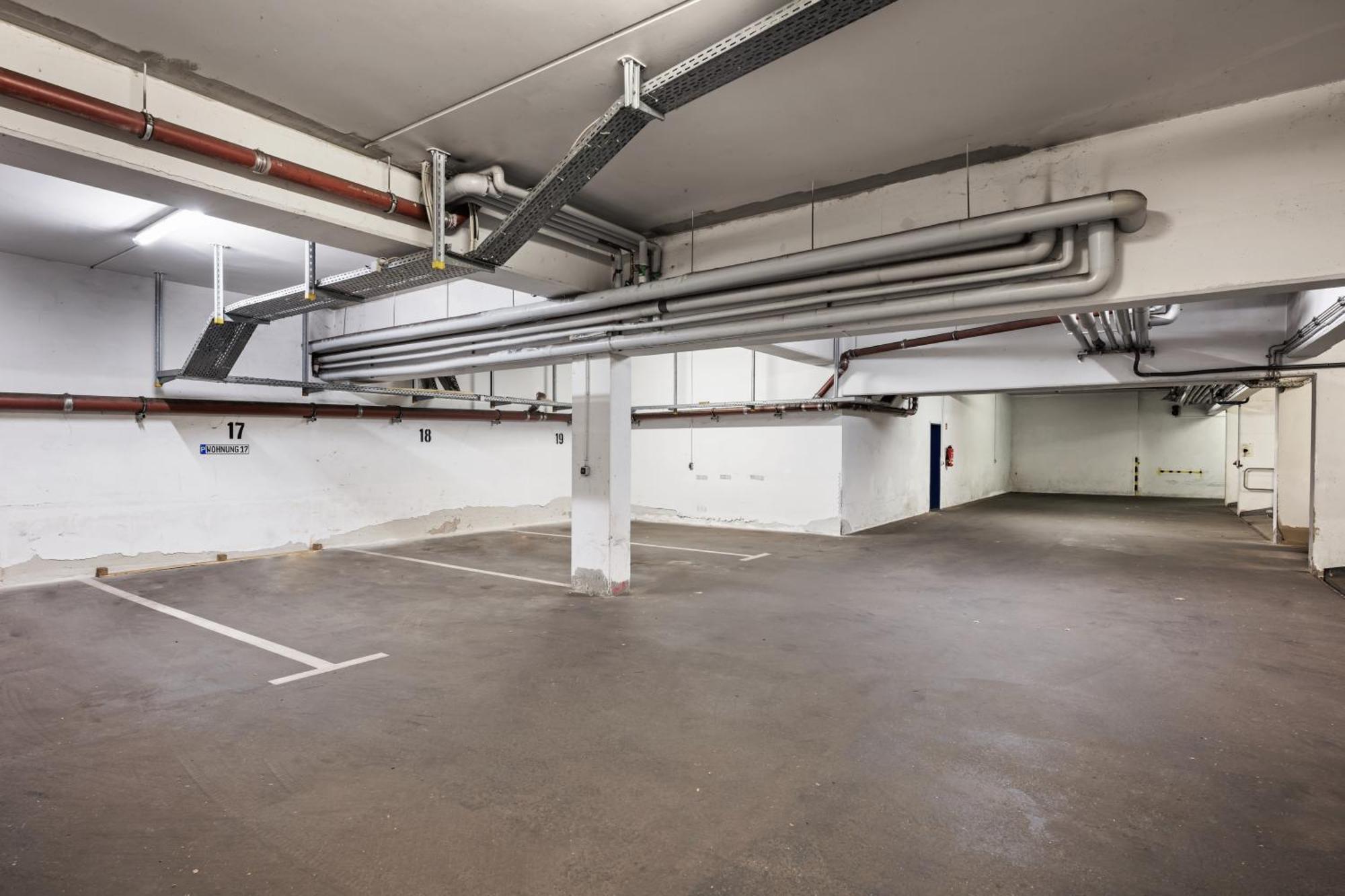 Appartement Edler Wohnraum Schwanenteich-Penthouse Mit Garage, Grill, Kaffeevollautomat, Klima, Lift & Terrasse à Zwickau Extérieur photo