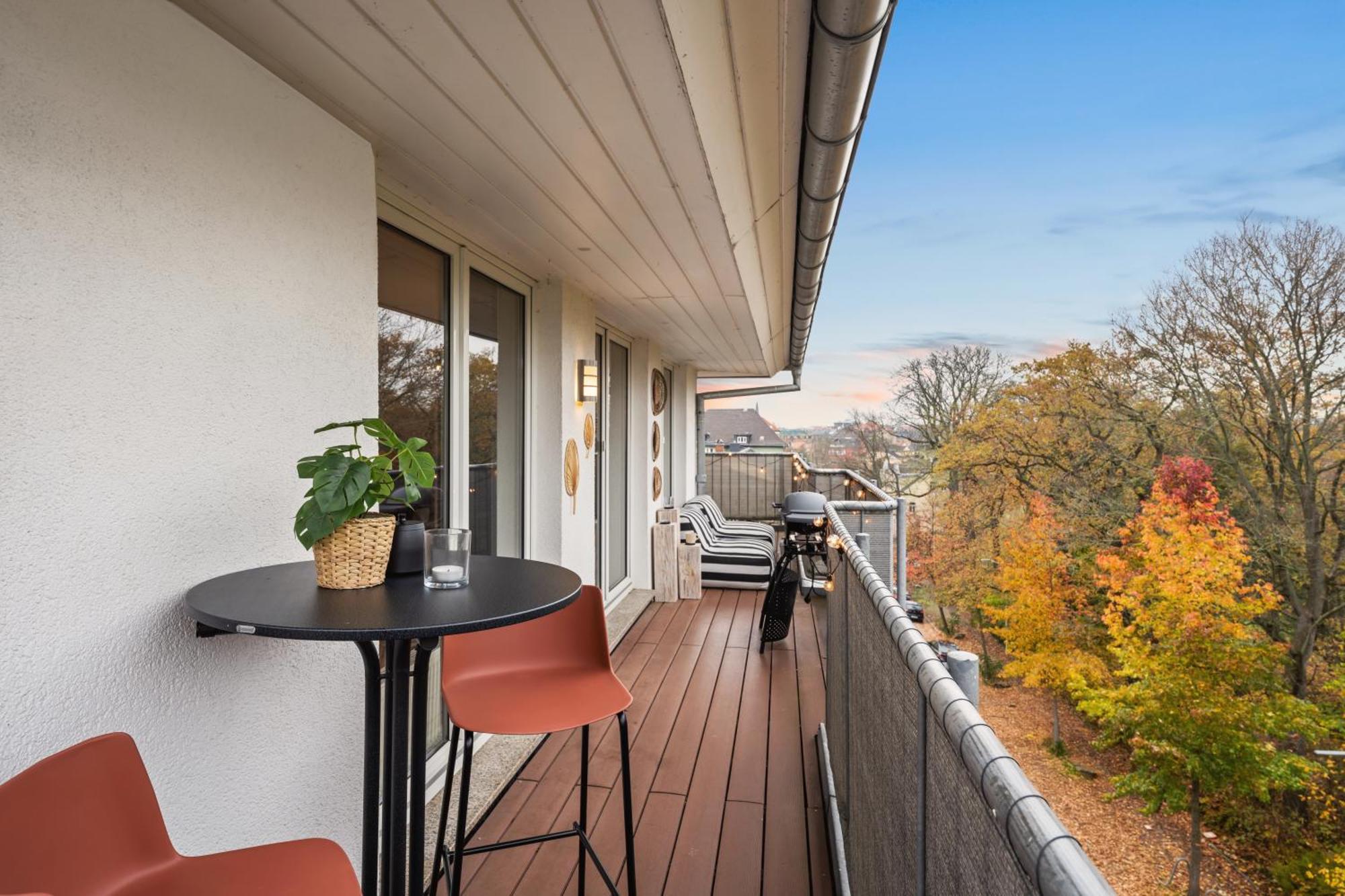 Appartement Edler Wohnraum Schwanenteich-Penthouse Mit Garage, Grill, Kaffeevollautomat, Klima, Lift & Terrasse à Zwickau Extérieur photo